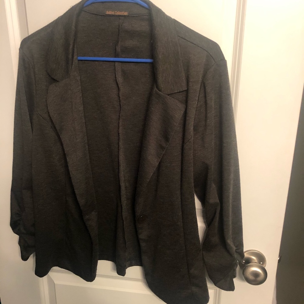 Gray blazer